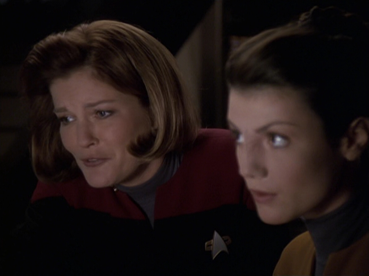 extant_StarTrek_VOY_6x20-GoodShepherd_01551.jpg