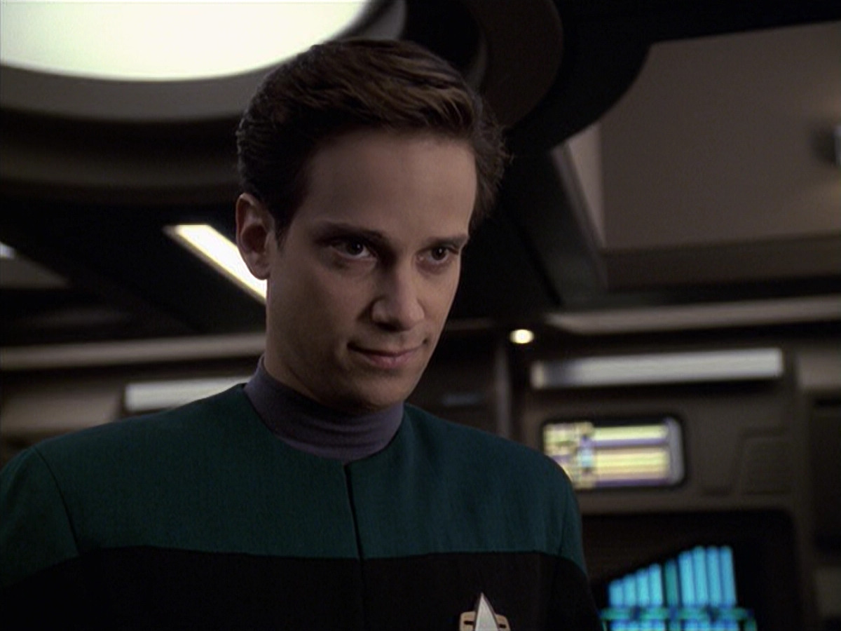 extant_StarTrek_VOY_6x20-GoodShepherd_01640.jpg