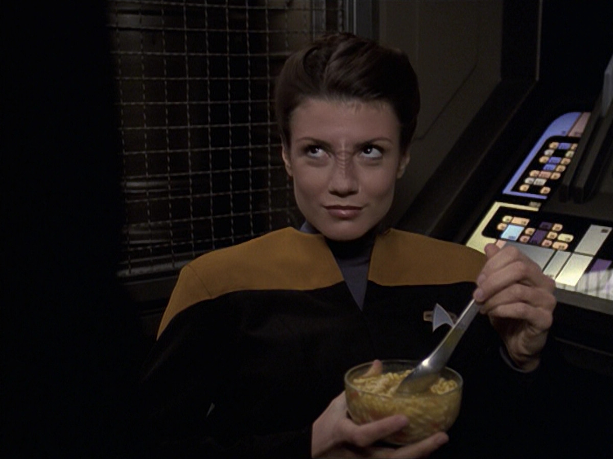 extant_StarTrek_VOY_6x20-GoodShepherd_01652.jpg