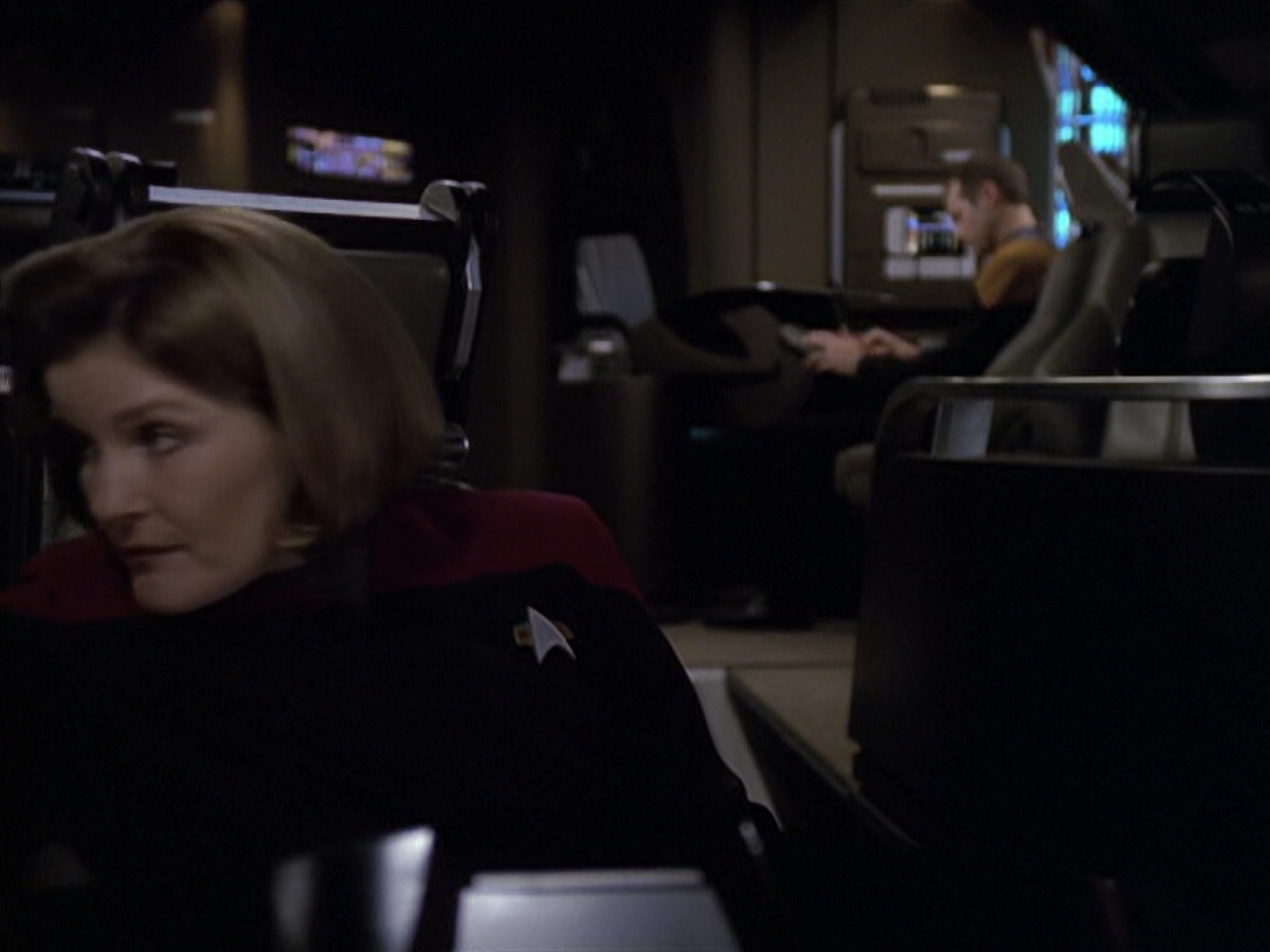 extant_StarTrek_VOY_6x20-GoodShepherd_01658.jpg