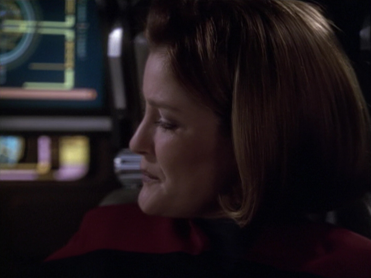 extant_StarTrek_VOY_6x20-GoodShepherd_01708.jpg