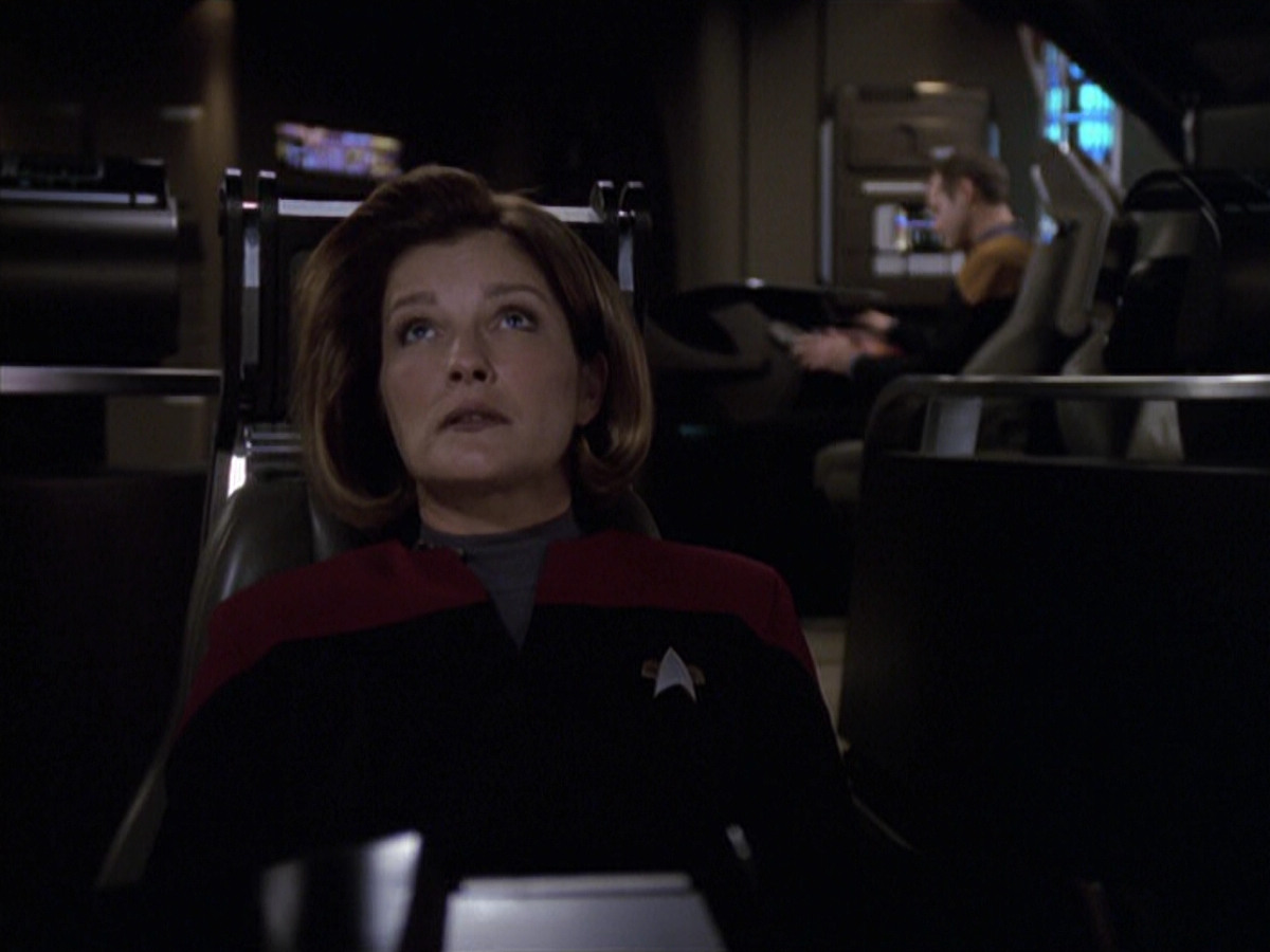 extant_StarTrek_VOY_6x20-GoodShepherd_01765.jpg