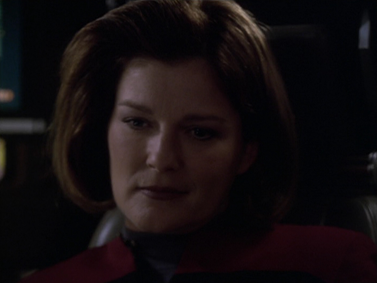 extant_StarTrek_VOY_6x20-GoodShepherd_01791.jpg