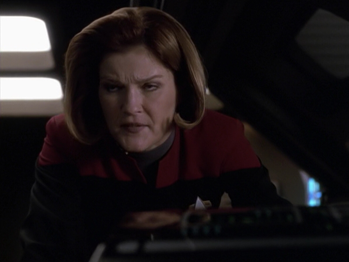 extant_StarTrek_VOY_6x20-GoodShepherd_01833.jpg