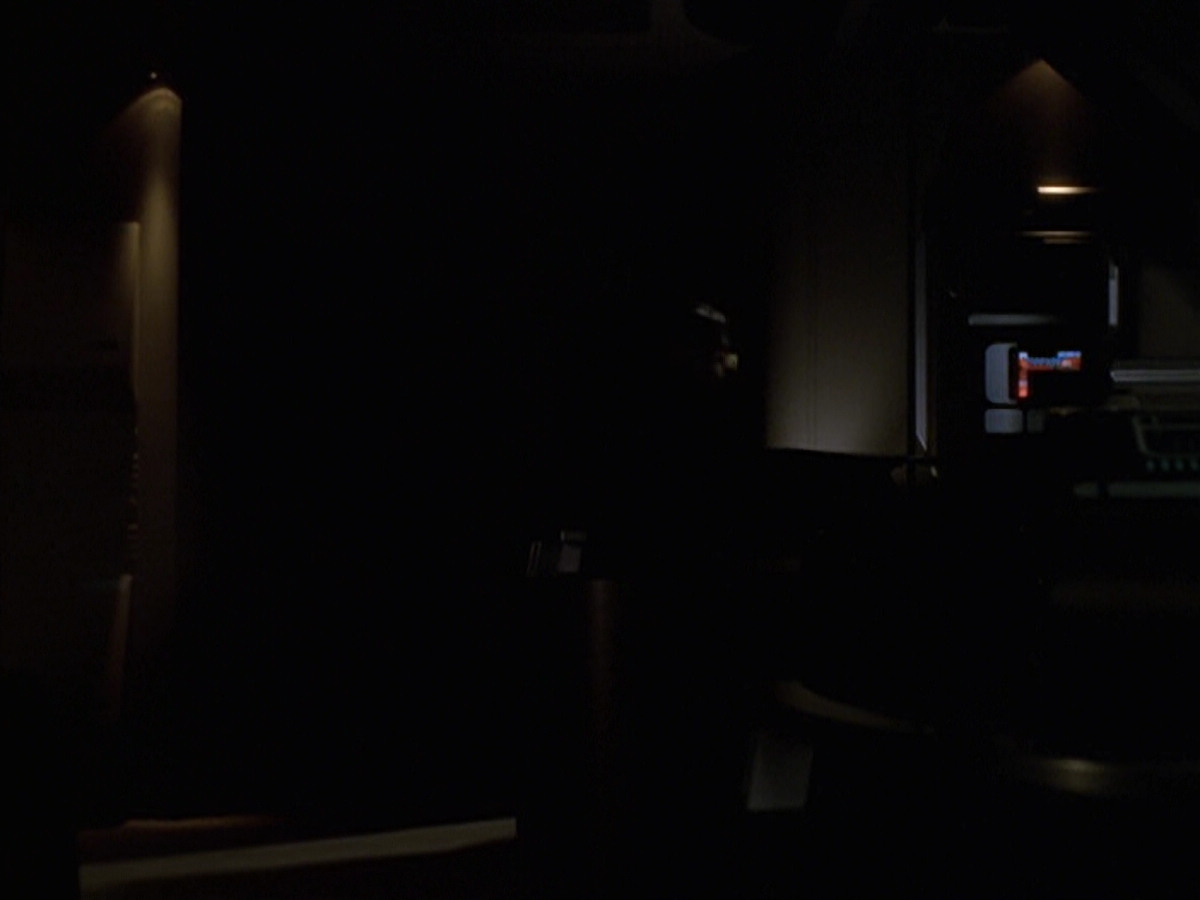 extant_StarTrek_VOY_6x20-GoodShepherd_01862.jpg