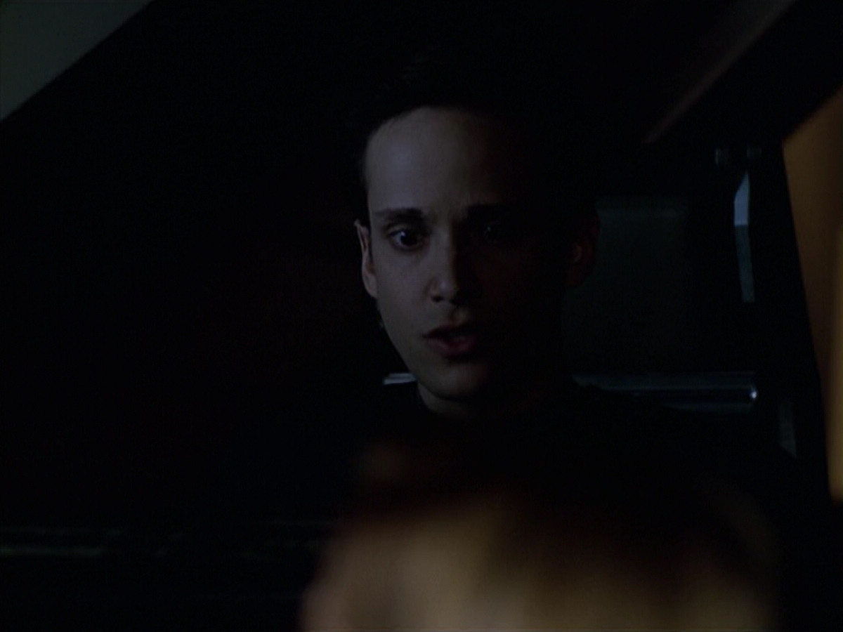 extant_StarTrek_VOY_6x20-GoodShepherd_01883.jpg
