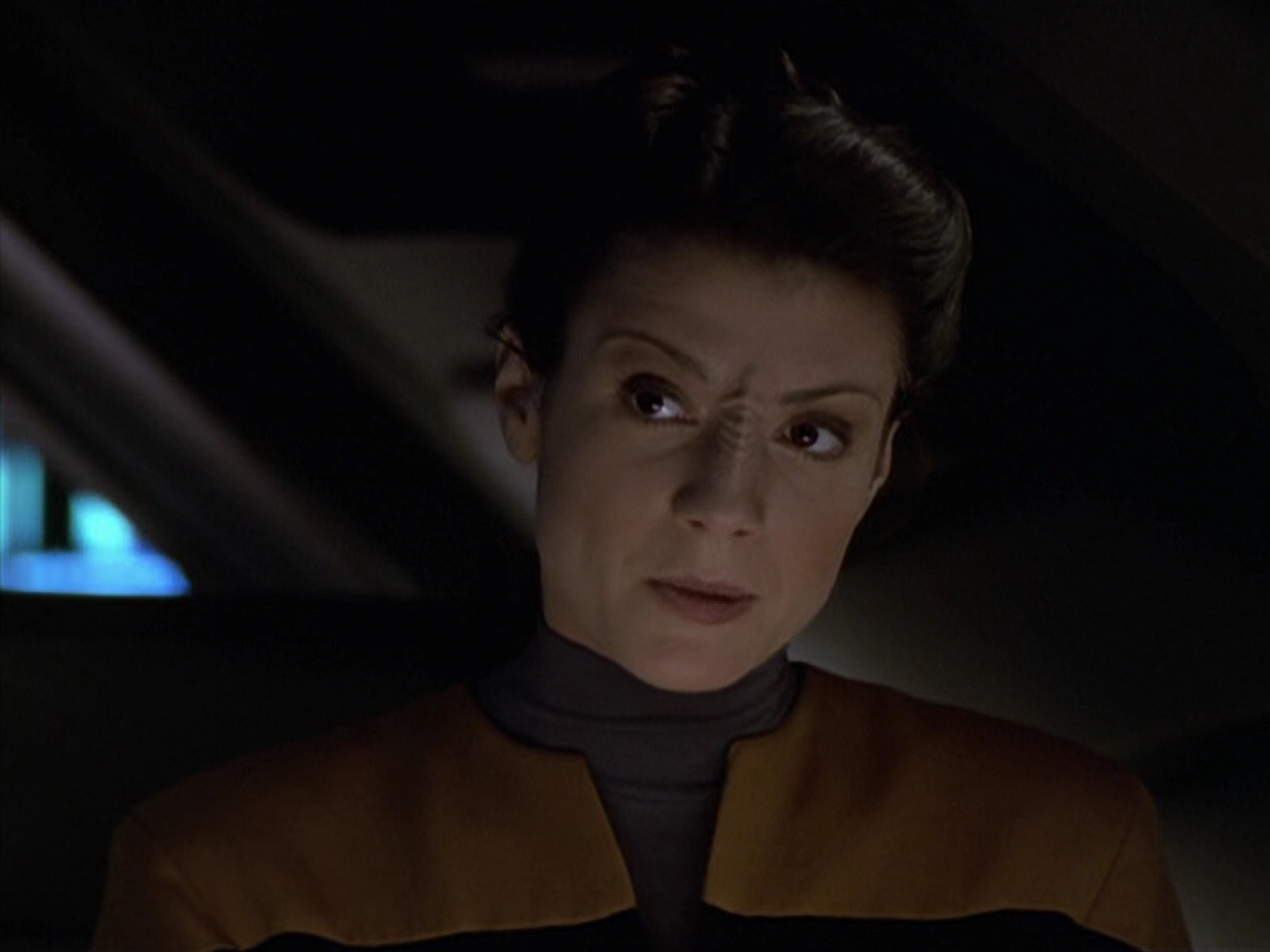 extant_StarTrek_VOY_6x20-GoodShepherd_02007.jpg