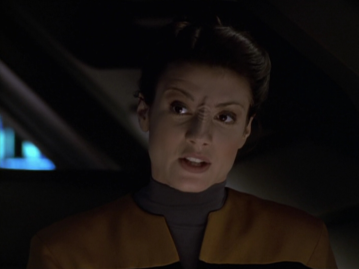 extant_StarTrek_VOY_6x20-GoodShepherd_02009.jpg