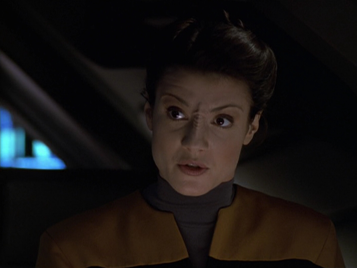 extant_StarTrek_VOY_6x20-GoodShepherd_02014.jpg