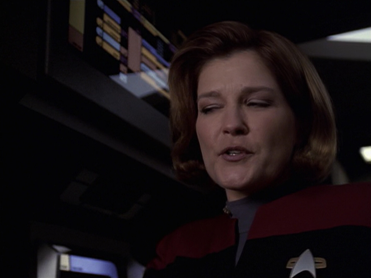 extant_StarTrek_VOY_6x20-GoodShepherd_02240.jpg