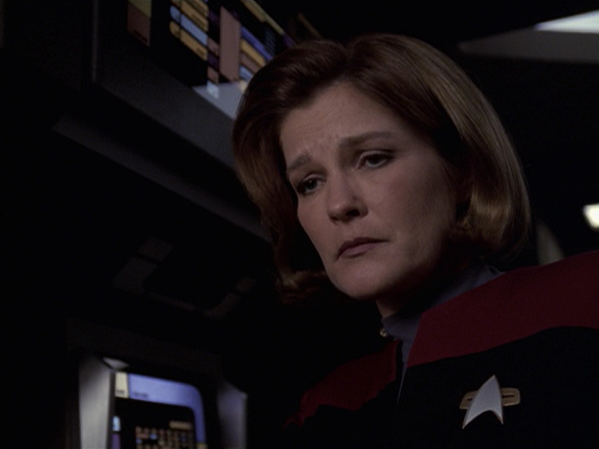 extant_StarTrek_VOY_6x20-GoodShepherd_02263.jpg