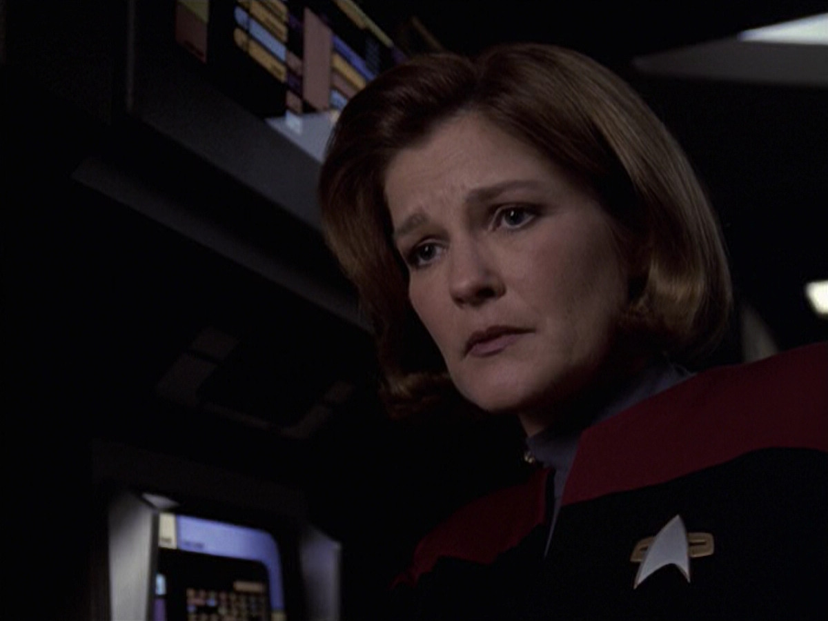 extant_StarTrek_VOY_6x20-GoodShepherd_02265.jpg