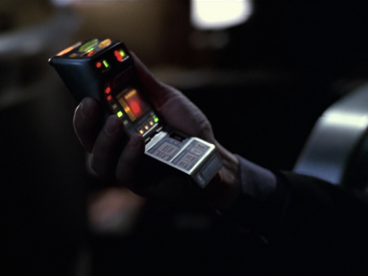 extant_StarTrek_VOY_6x20-GoodShepherd_02290.jpg