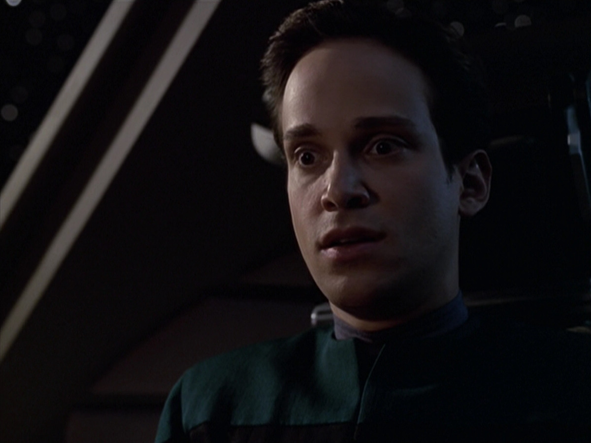 extant_StarTrek_VOY_6x20-GoodShepherd_02300.jpg