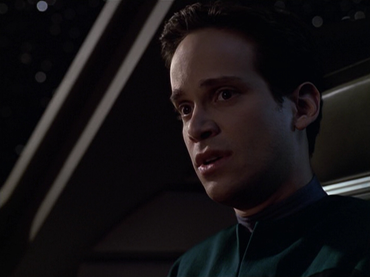 extant_StarTrek_VOY_6x20-GoodShepherd_02341.jpg