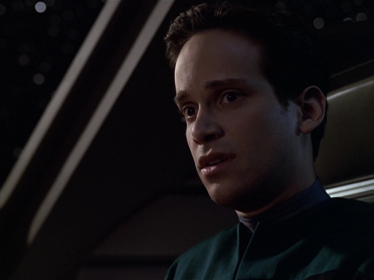 extant_StarTrek_VOY_6x20-GoodShepherd_02342.jpg