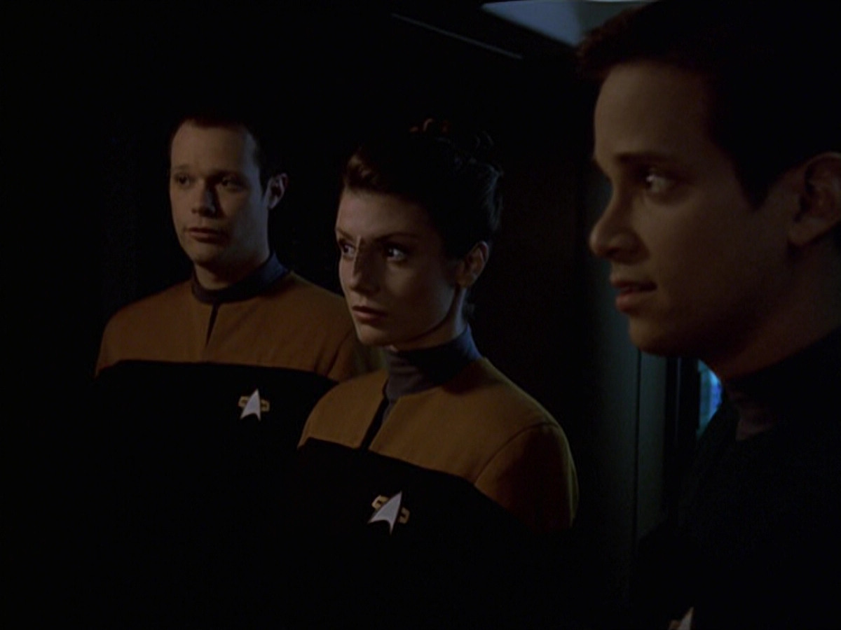 extant_StarTrek_VOY_6x20-GoodShepherd_02431.jpg
