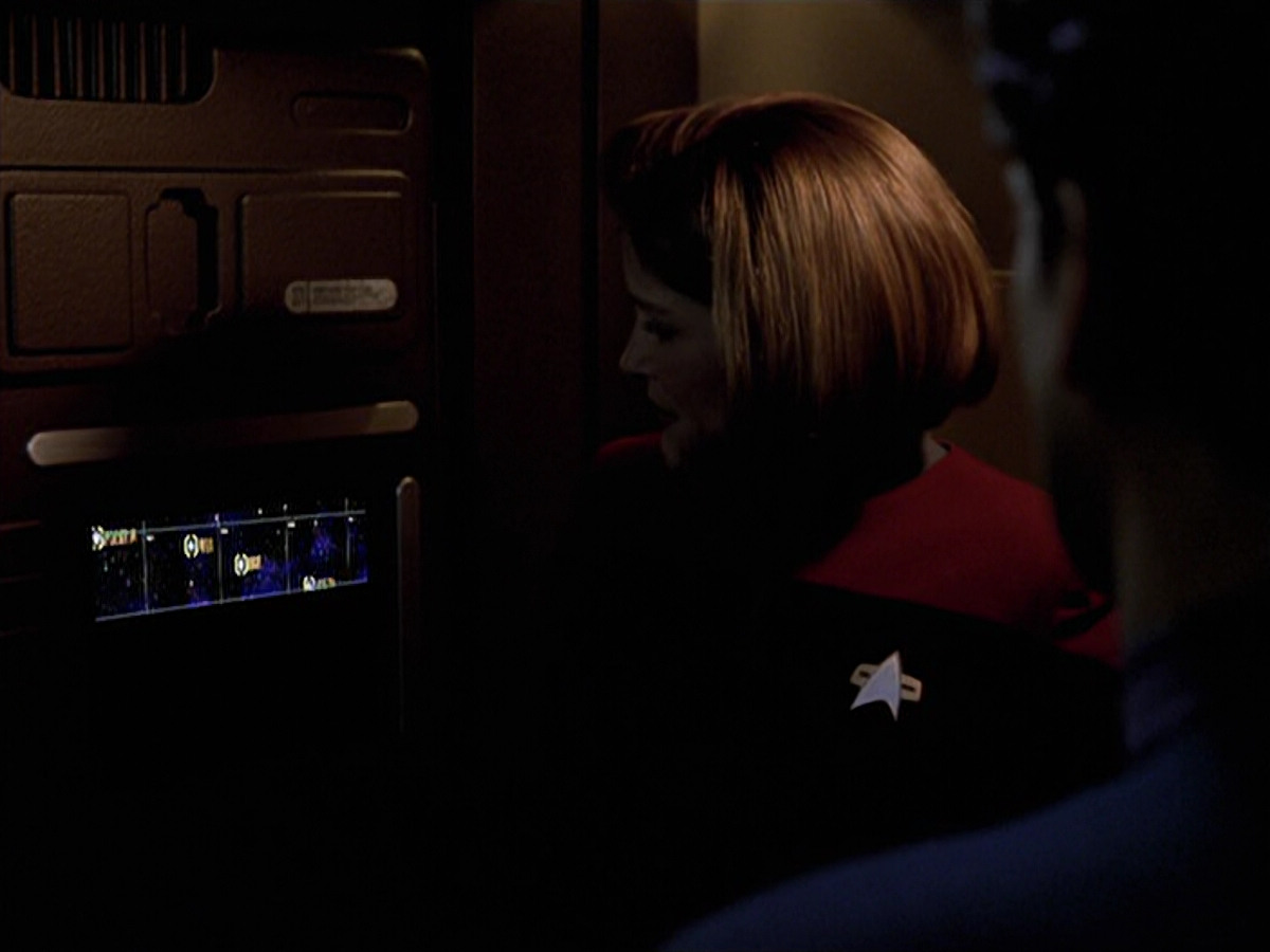 extant_StarTrek_VOY_6x20-GoodShepherd_02439.jpg