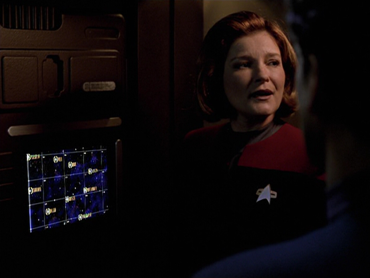 extant_StarTrek_VOY_6x20-GoodShepherd_02452.jpg