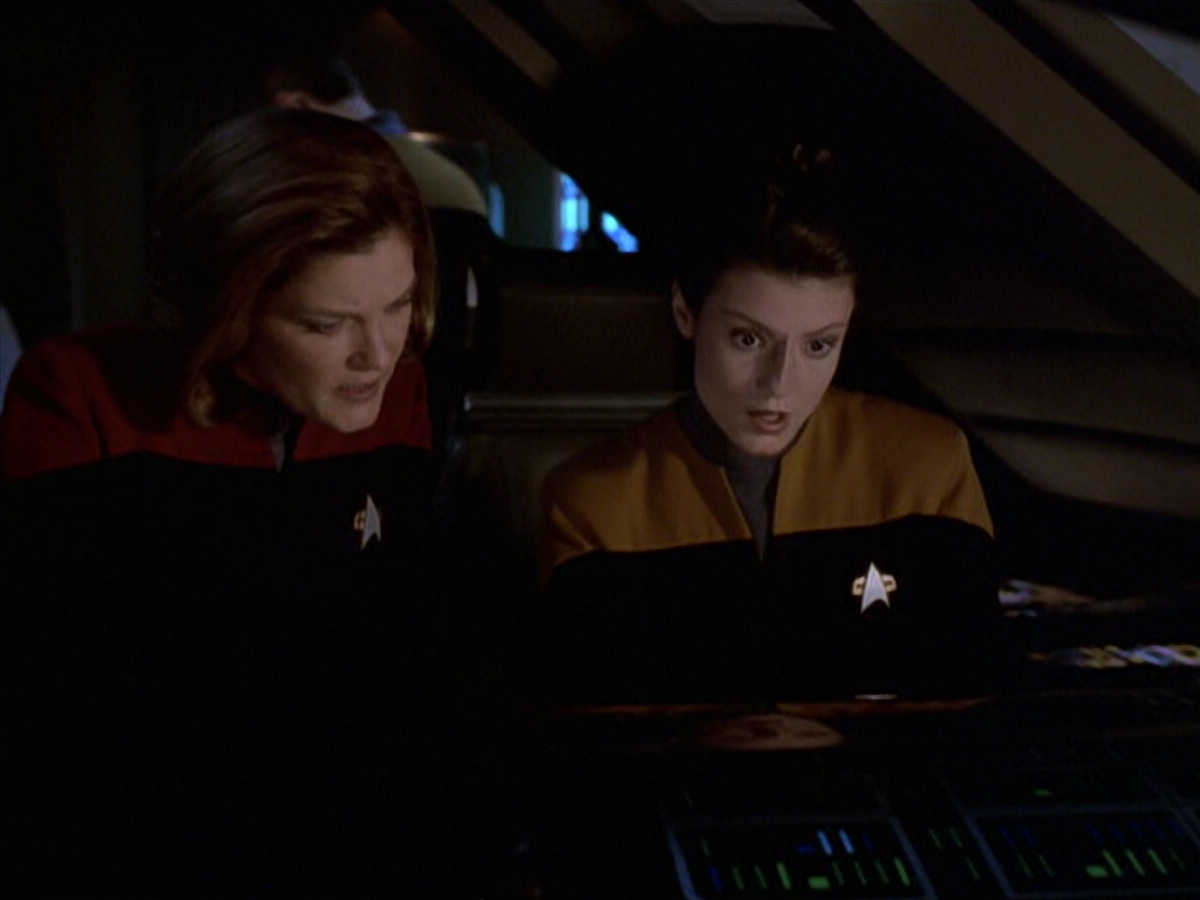 extant_StarTrek_VOY_6x20-GoodShepherd_02479.jpg