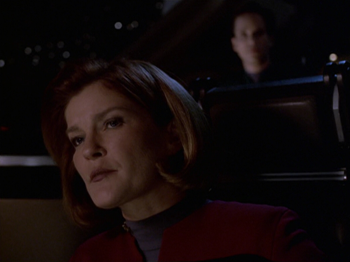 extant_StarTrek_VOY_6x20-GoodShepherd_02510.jpg