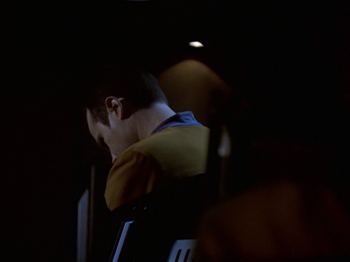 extant_StarTrek_VOY_6x20-GoodShepherd_02520.jpg