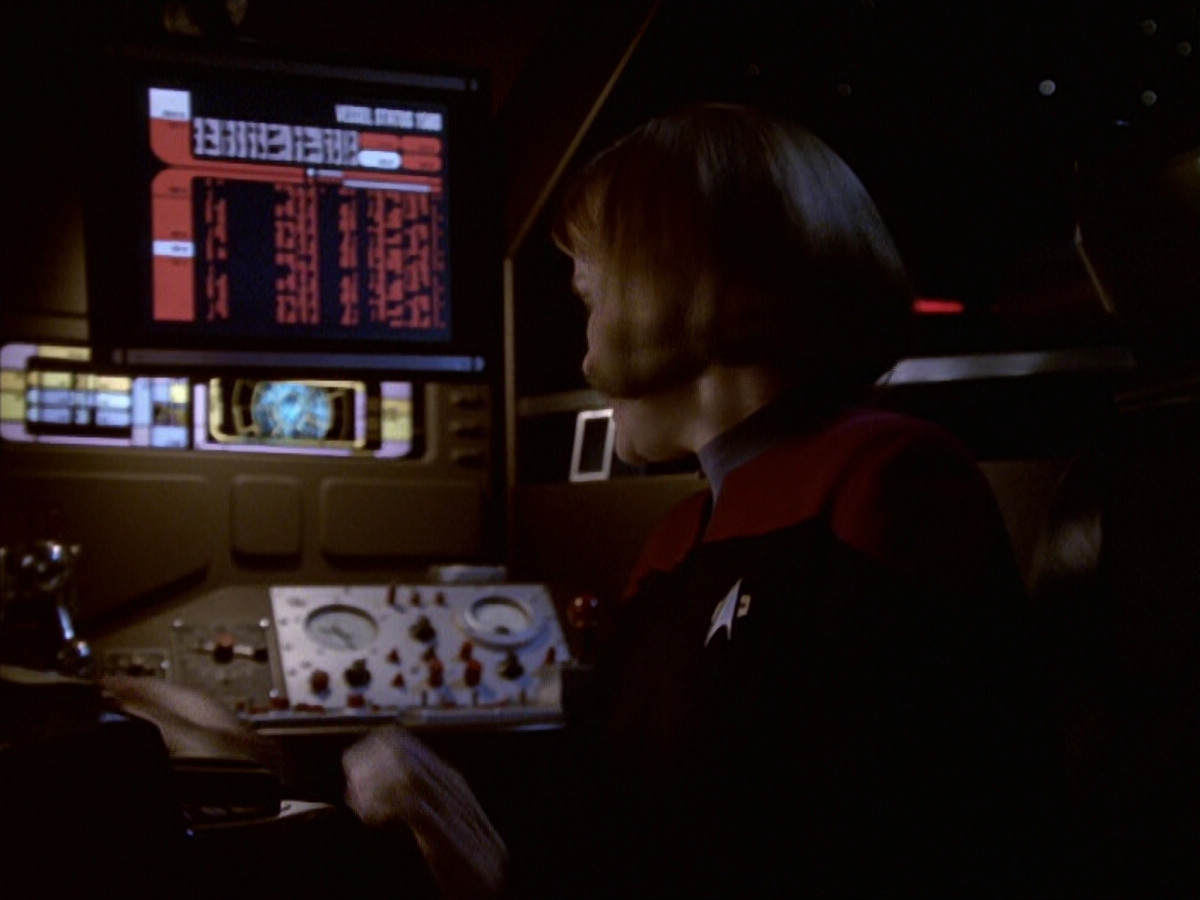 extant_StarTrek_VOY_6x20-GoodShepherd_02526.jpg
