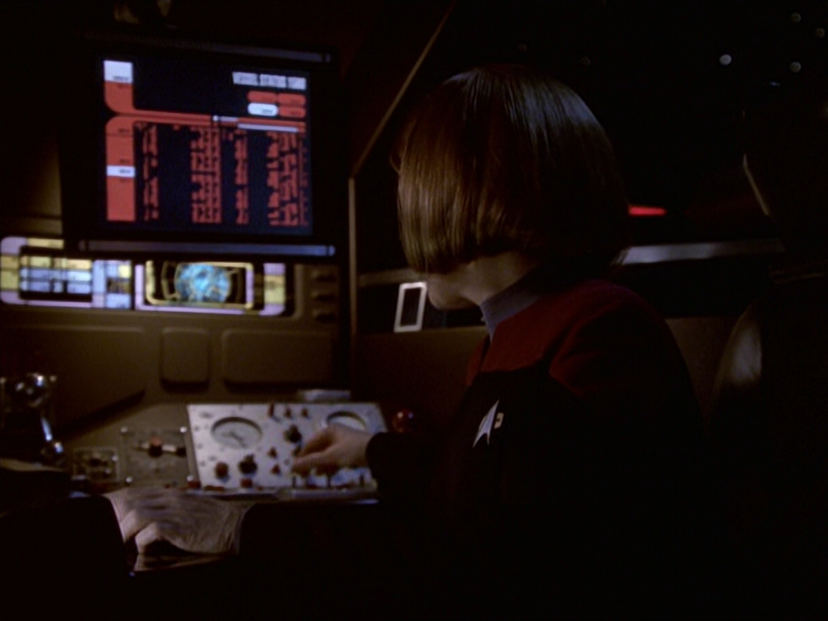 extant_StarTrek_VOY_6x20-GoodShepherd_02527.jpg