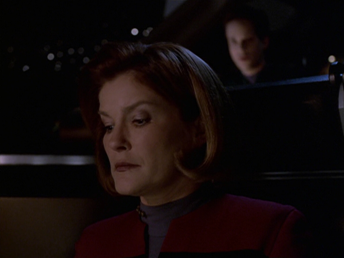 extant_StarTrek_VOY_6x20-GoodShepherd_02539.jpg