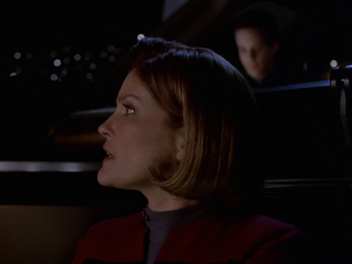 extant_StarTrek_VOY_6x20-GoodShepherd_02554.jpg