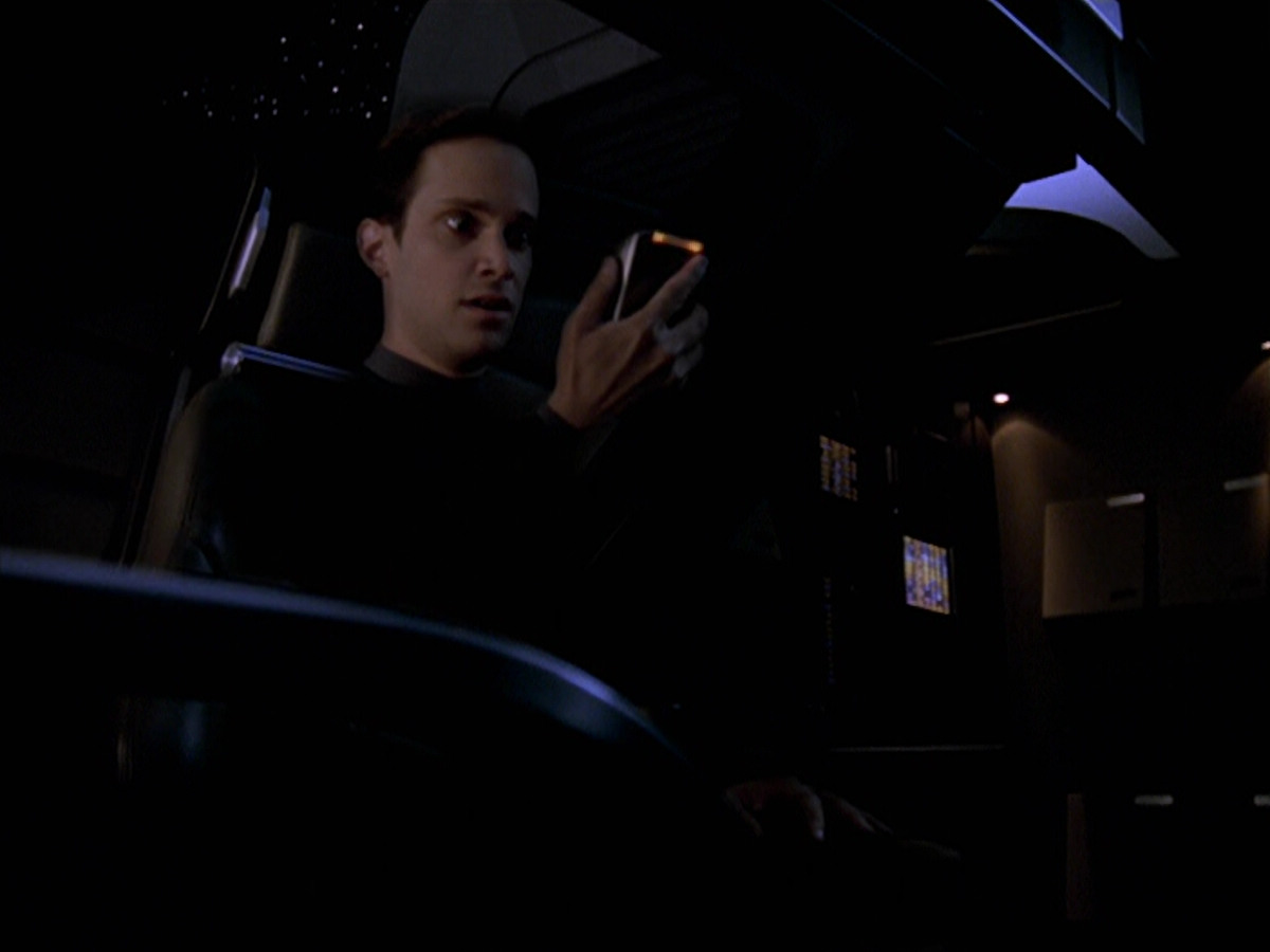 extant_StarTrek_VOY_6x20-GoodShepherd_02577.jpg
