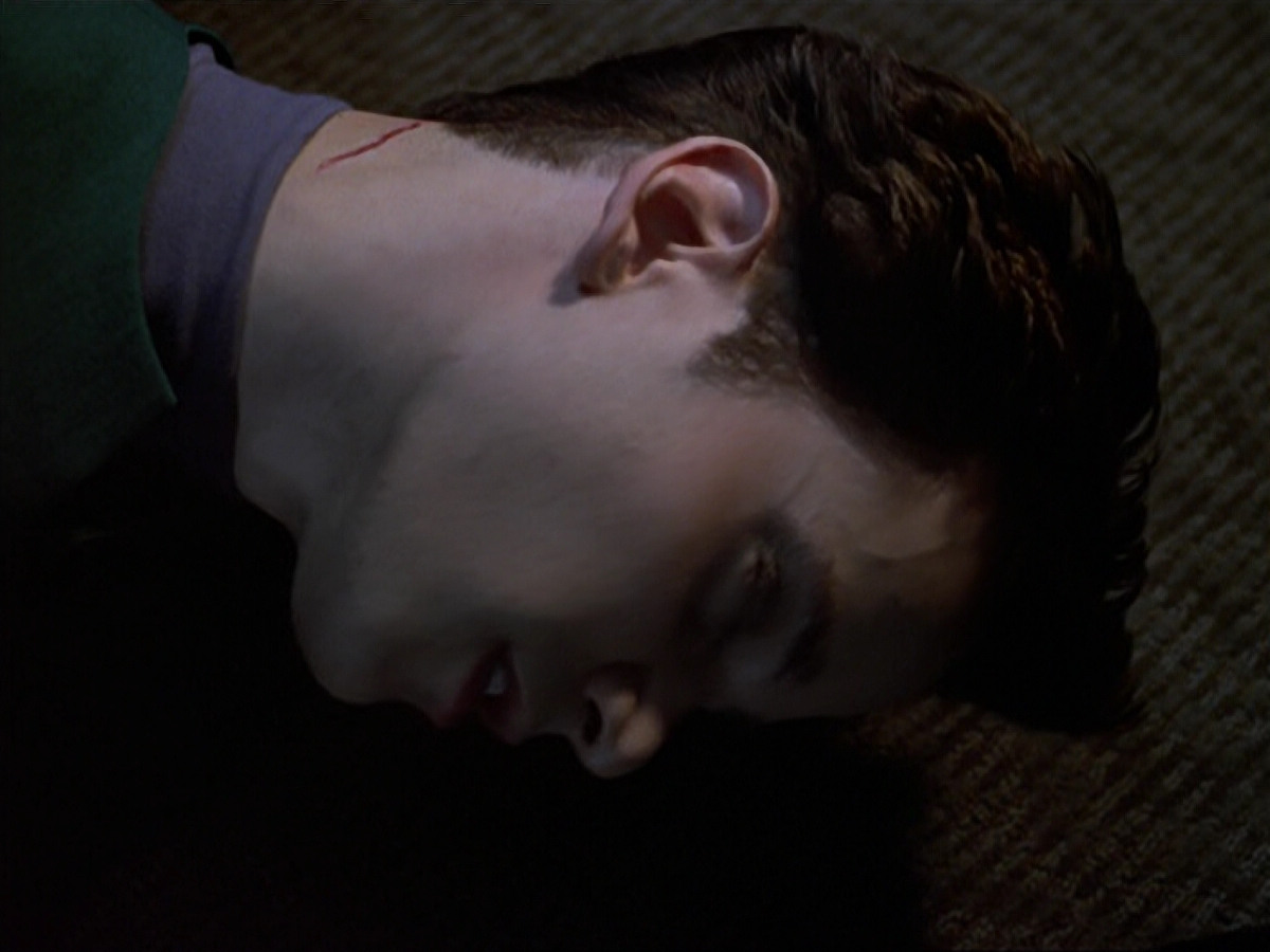 extant_StarTrek_VOY_6x20-GoodShepherd_02607.jpg