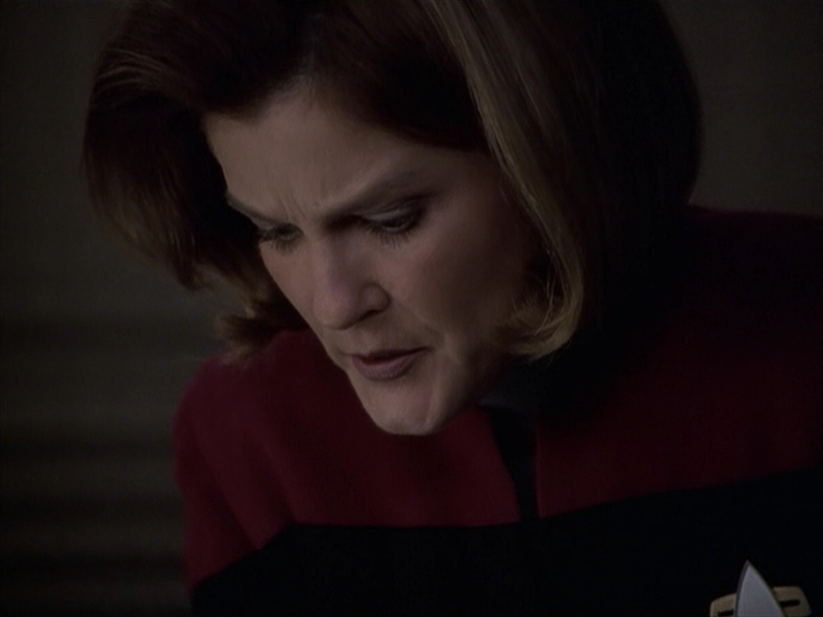 extant_StarTrek_VOY_6x20-GoodShepherd_02646.jpg