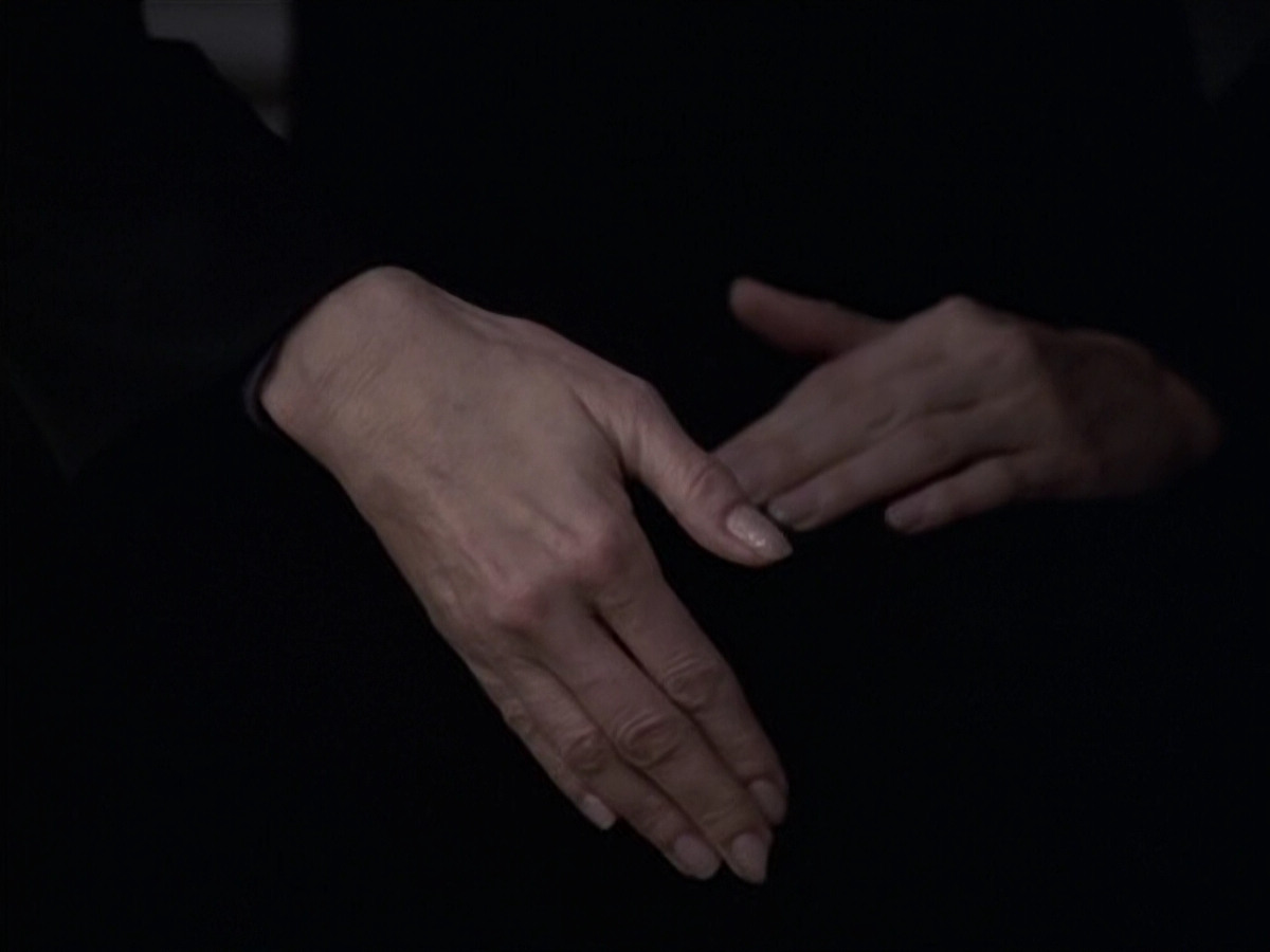 extant_StarTrek_VOY_6x20-GoodShepherd_02673.jpg