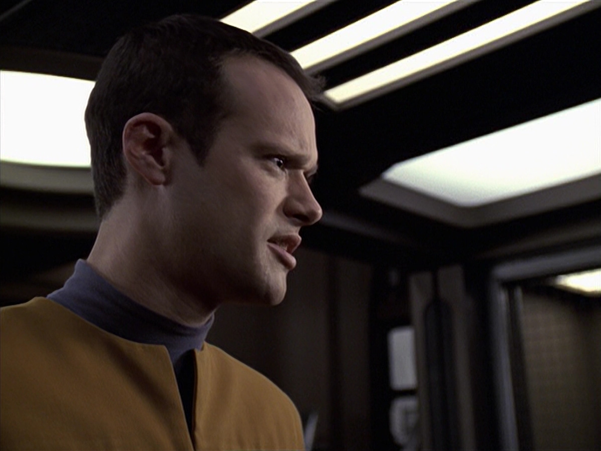 extant_StarTrek_VOY_6x20-GoodShepherd_02678.jpg