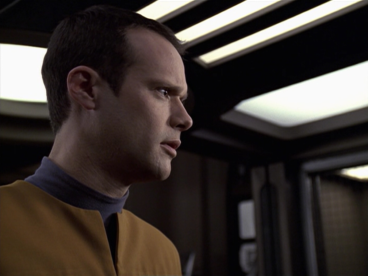 extant_StarTrek_VOY_6x20-GoodShepherd_02679.jpg