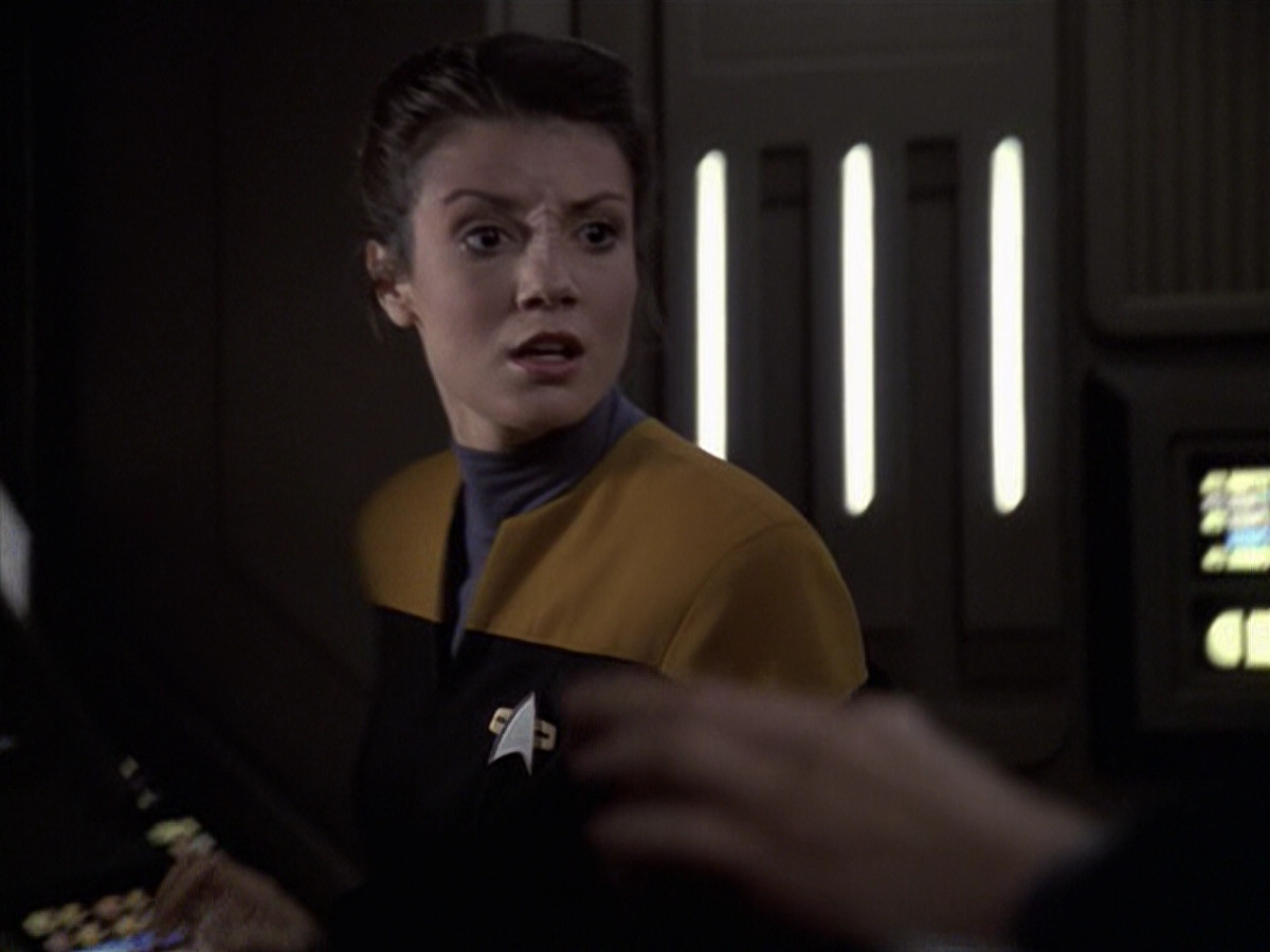 extant_StarTrek_VOY_6x20-GoodShepherd_02732.jpg