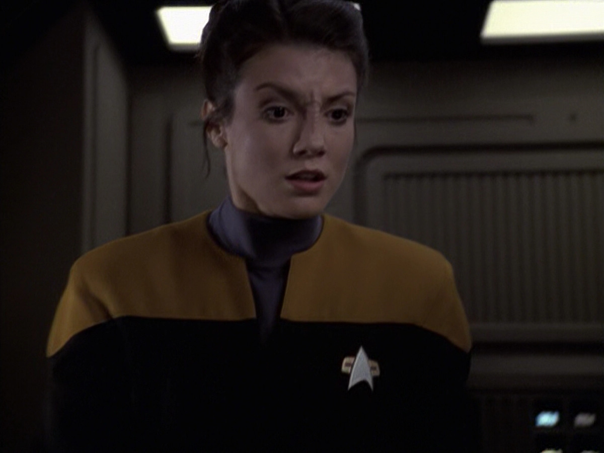 extant_StarTrek_VOY_6x20-GoodShepherd_02733.jpg