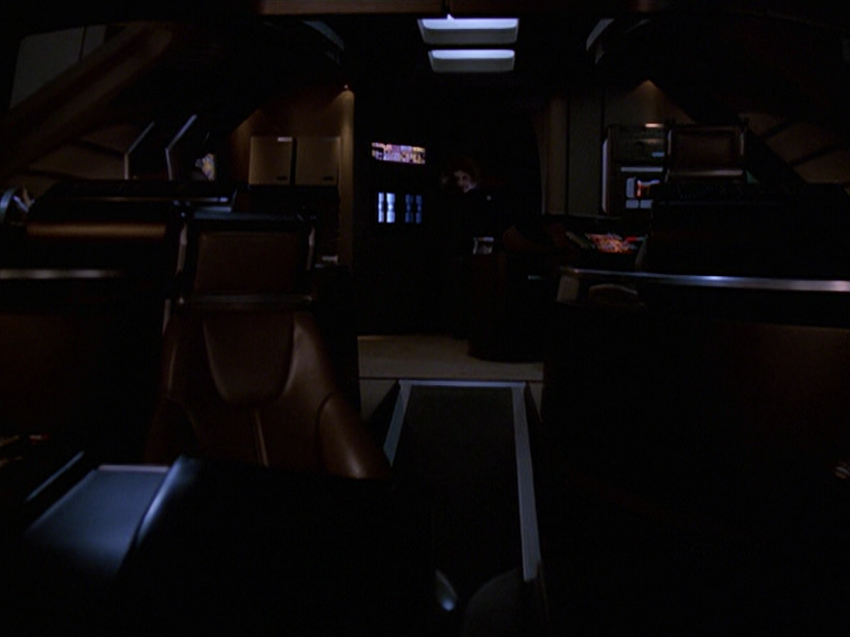 extant_StarTrek_VOY_6x20-GoodShepherd_02789.jpg