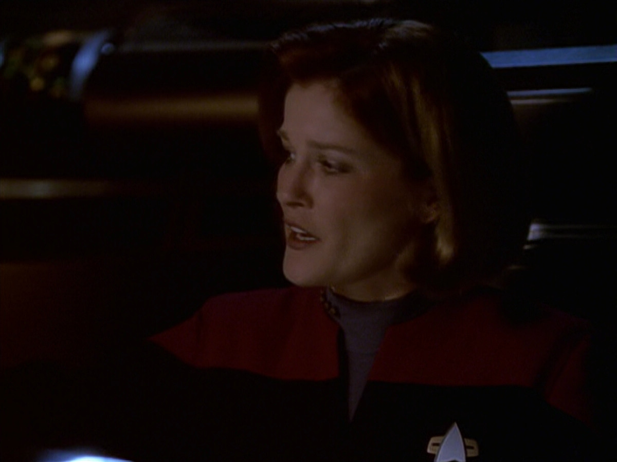 extant_StarTrek_VOY_6x20-GoodShepherd_02842.jpg