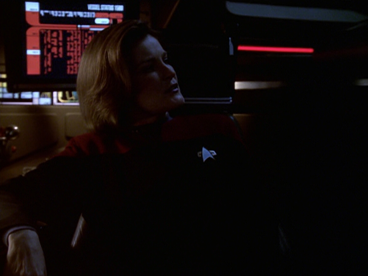 extant_StarTrek_VOY_6x20-GoodShepherd_02873.jpg