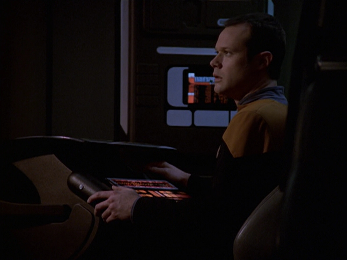 extant_StarTrek_VOY_6x20-GoodShepherd_02876.jpg