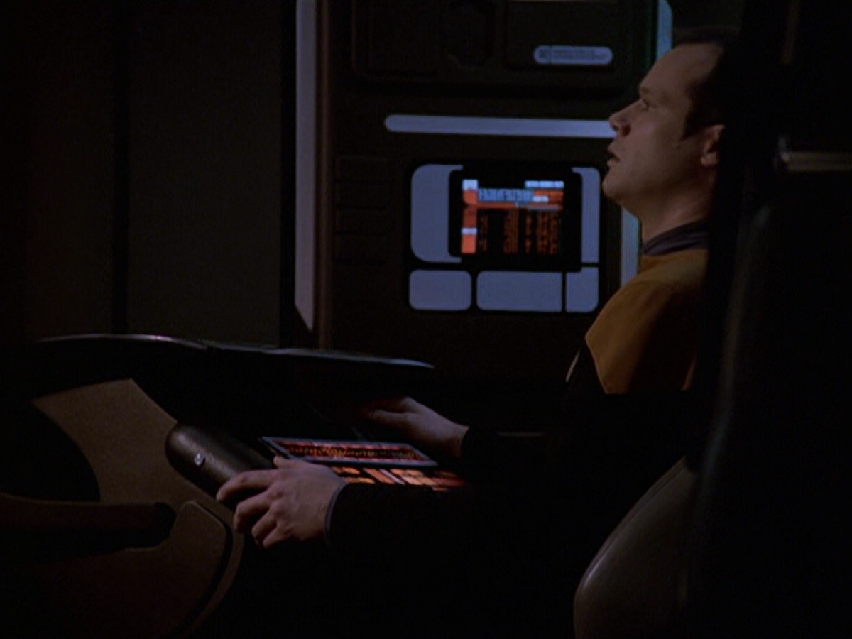 extant_StarTrek_VOY_6x20-GoodShepherd_02877.jpg