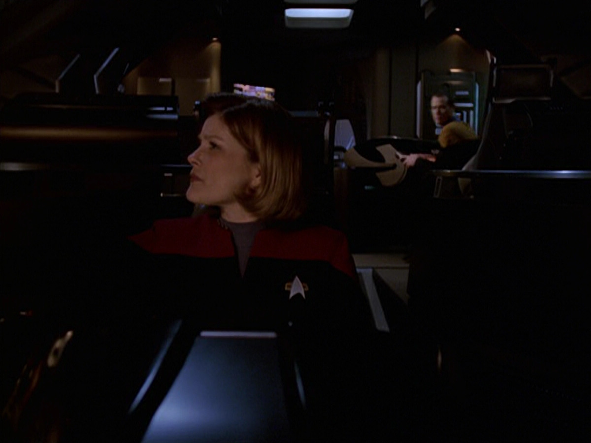 extant_StarTrek_VOY_6x20-GoodShepherd_02928.jpg