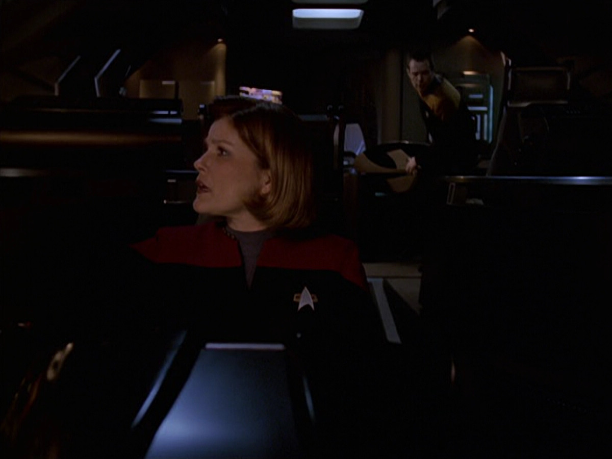 extant_StarTrek_VOY_6x20-GoodShepherd_02929.jpg