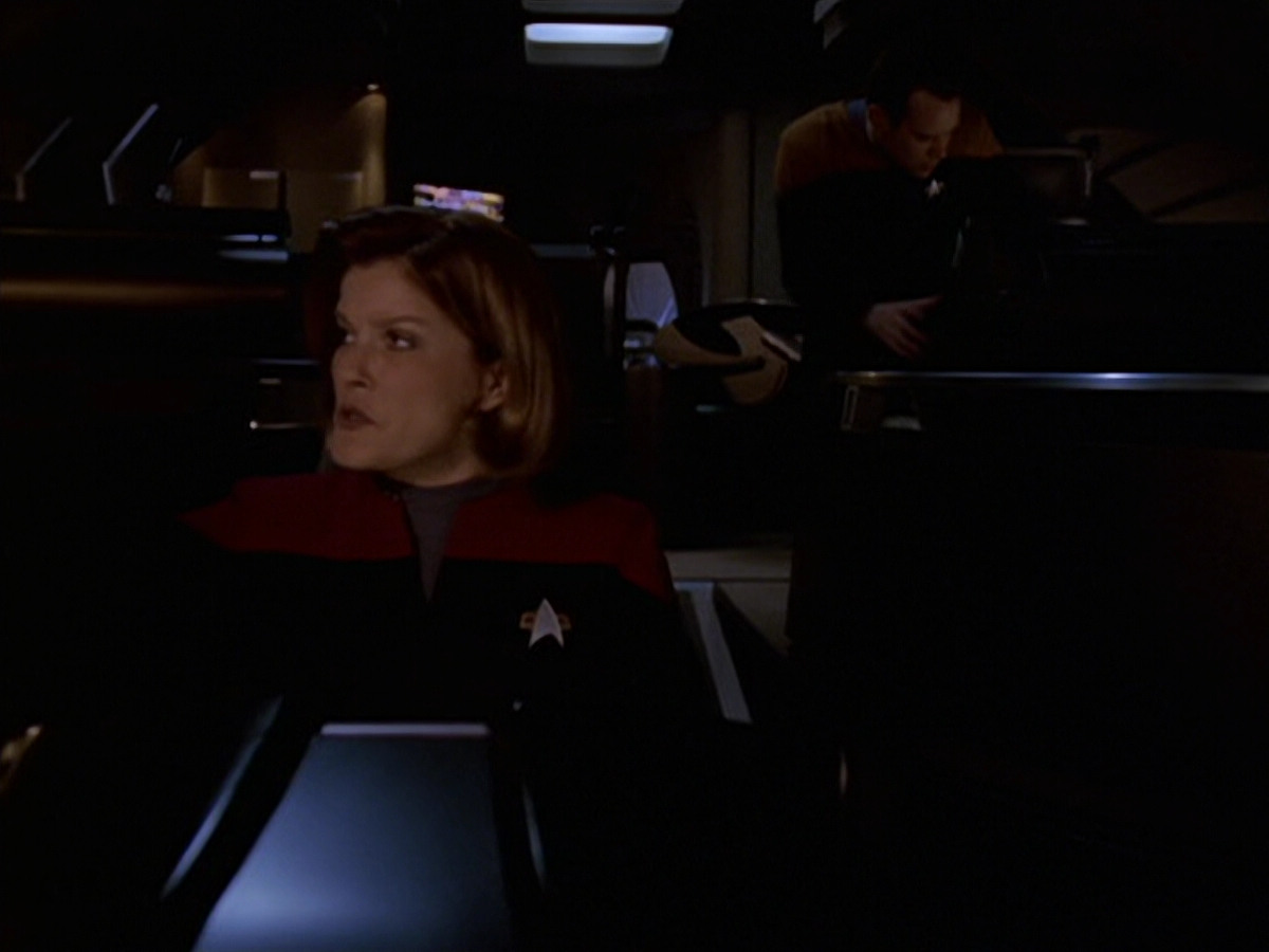 extant_StarTrek_VOY_6x20-GoodShepherd_02931.jpg