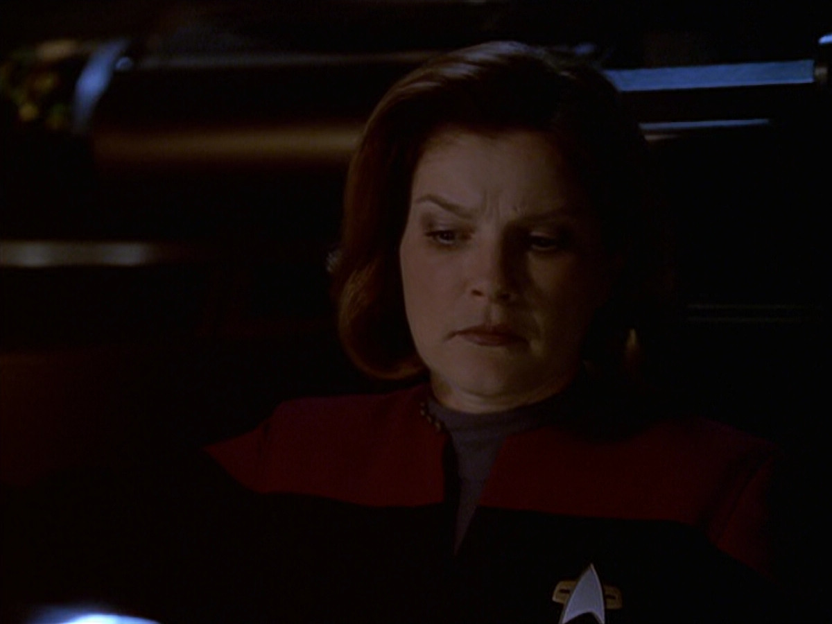 extant_StarTrek_VOY_6x20-GoodShepherd_02939.jpg