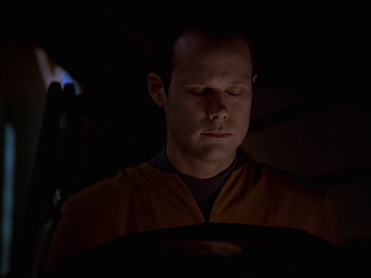 extant_StarTrek_VOY_6x20-GoodShepherd_02950.jpg