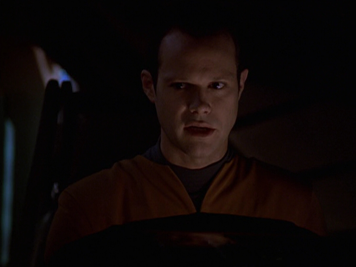 extant_StarTrek_VOY_6x20-GoodShepherd_02954.jpg