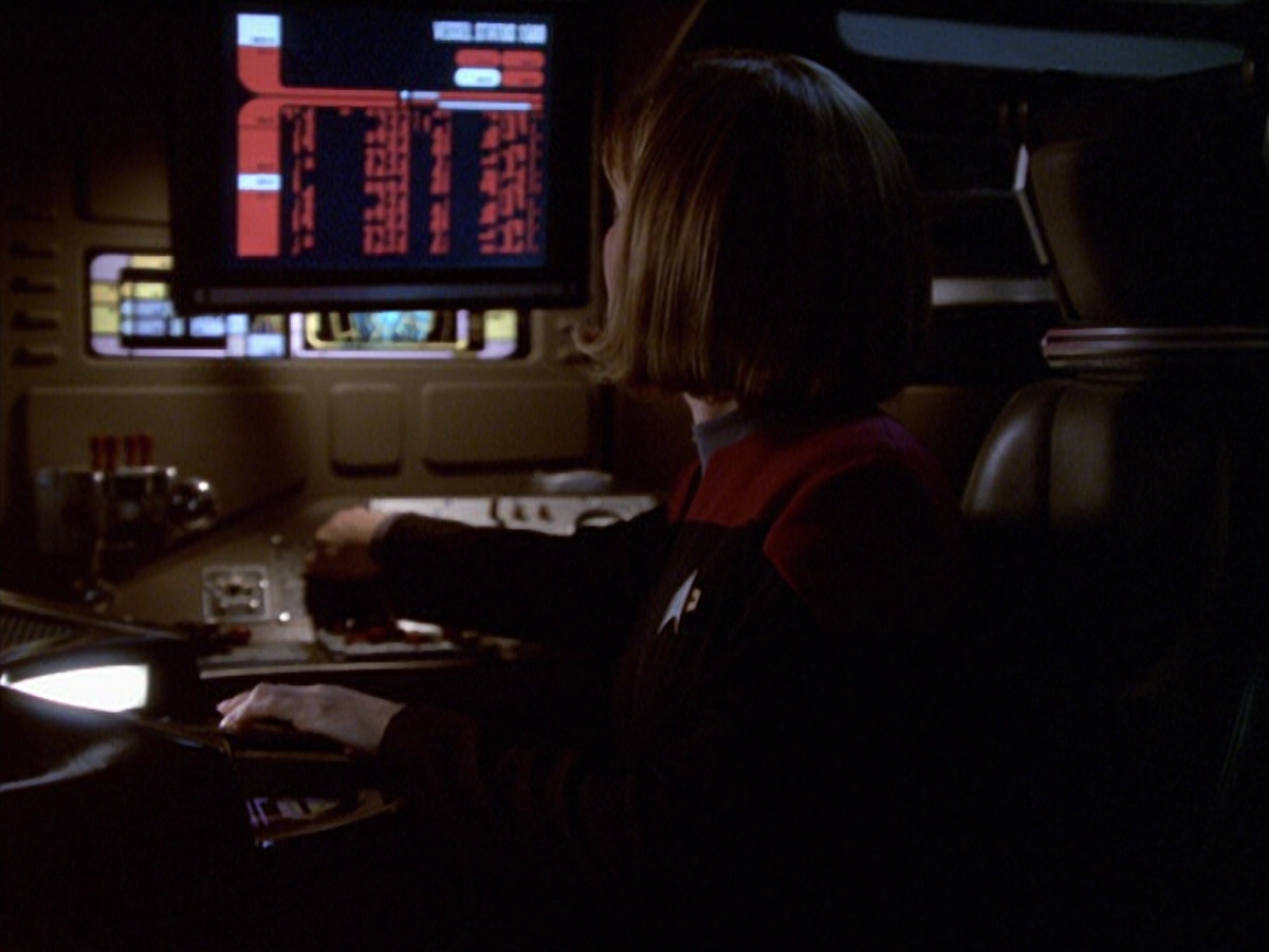 extant_StarTrek_VOY_6x20-GoodShepherd_02958.jpg